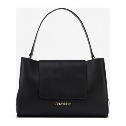 Calvin Klein Torebka Czarny. Czarne torebki klasyczne damskie Calvin Klein, bez wzorów, z materiału, bez dodatków. Za 485,95 zł.