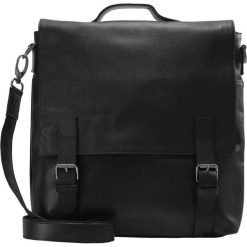 Royal RepubliQ Torba na ramię black. Czarne torby męskie na ramię marki Royal RepubliQ. W wyprzedaży za 341,55 zł.