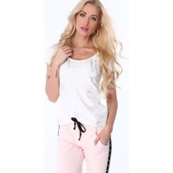 T-shirt z cyrkoniami kremowy ZZ1069. Białe t-shirty damskie marki Fasardi, l. Za 47,20 zł.