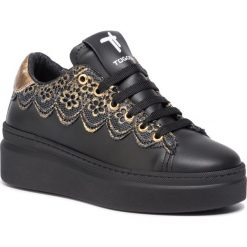 Sneakersy TOGOSHI - TG-06-03-000147 636. Czarne półbuty damskie Togoshi, bez wzorów, ze skóry, bez obcasa, na płaskiej podeszwie, bez zapięcia. W wyprzedaży za 269,00 zł.