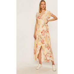 Billabong - Sukienka. Białe sukienki damskie Billabong, na co dzień, s, w kwiaty, z wiskozy, casualowe, bez kołnierzyka, z krótkim rękawem, krótkie, mini, proste. Za 349,90 zł.
