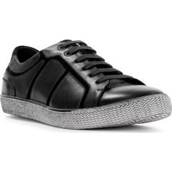 Buty męskie. Czarne buty sportowe męskie Wittchen, ze skóry, bez zapięcia. W wyprzedaży za 219,00 zł.