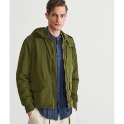 Kurtka bomber z kapturem - Zielony. Zielone kurtki męskie Reserved, xl, bez wzorów, z kapturem. Za 129,99 zł.