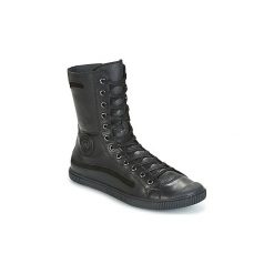 Botki Pataugas BASIC. Czarne botki damskie marki Pataugas, bez obcasa, bez zapięcia. Za 591,20 zł.