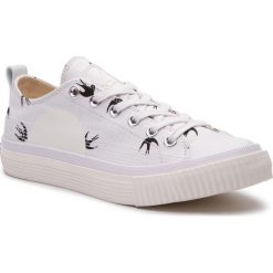 Trampki MCQ ALEXANDER MCQUEEN - Plimsoll Low 472452 R2558 9024 White/Black. Białe półbuty męskie McQ Alexander McQueen, bez wzorów, z gumy, klasyczne, bez zapięcia. W wyprzedaży za 439,00 zł.