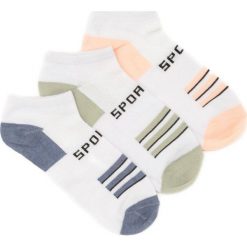 12-pack Białe Skarpetki Sweets. Białe skarpetki damskie Born2be, bez wzorów. Za 29,99 zł.