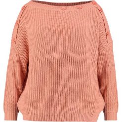 Swetry klasyczne damskie: Missguided Plus OF SHOULDER BUTTON DETAIL JUMPER Sweter salmon pink