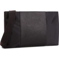 Torebka CLARKS - Tara Shine 261347180 Black. Czarne listonoszki damskie marki Clarks, ze skóry. W wyprzedaży za 209,00 zł.