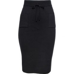 Spódnica bonprix czarny. Czarne spódniczki damskie bonprix, w paski, z dzianiny. Za 84,99 zł.