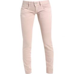 Herrlicher PIPER SLIM Jeansy Straight Leg mave. Różowe rurki damskie marki Herrlicher, z elastanu. W wyprzedaży za 344,25 zł.