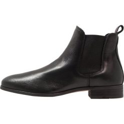 Shoe The Bear CHELSEA Botki black. Czarne botki męskie marki Shoe The Bear, z materiału. Za 669,00 zł.