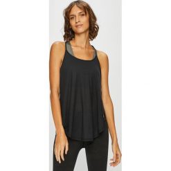 Under Armour - Top. Czarne bluzki z odkrytymi ramionami marki Under Armour, s, z poliesteru. W wyprzedaży za 119,90 zł.