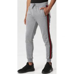 Szare Spodnie Saloria. Szare spodnie męskie Born2be, xl, bez wzorów, z dresówki. W wyprzedaży za 54,99 zł.