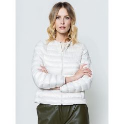 Kurtka puchowa Weekend Max Mara Fiorire 54810407. Różowe kurtki damskie Weekend Max Mara, bez wzorów, z poliesteru, bez kaptura. W wyprzedaży za 1039,00 zł.