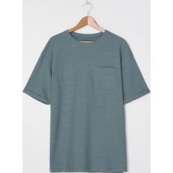 T-shirt z kieszenią - Zielony. Zielone t-shirty męskie House, s, bez wzorów, bez kołnierzyka. Za 49,99 zł.