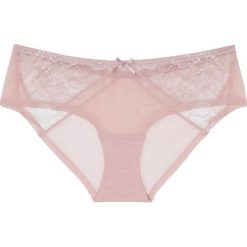 Figi "hipster" bonprix pudrowy. Różowe majtki damskie bonprix, z bawełny. Za 29,99 zł.