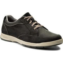 Półbuty CLARKS - Stafford Park5 261244687 Black Nubuck. Czarne półbuty zamszowe męskie marki Clarks, na co dzień. W wyprzedaży za 279,00 zł.