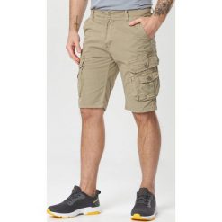 Khaki Szorty Cordesea. Brązowe spodenki i szorty męskie Born2be, xl, bez wzorów. W wyprzedaży za 99,99 zł.