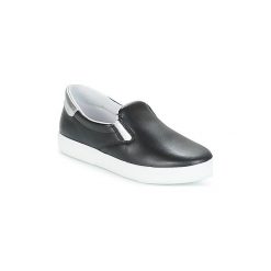 Buty Yurban JESSY. Czarne trampki i tenisówki damskie Yurban, bez wzorów, bez zapięcia. Za 181,30 zł.