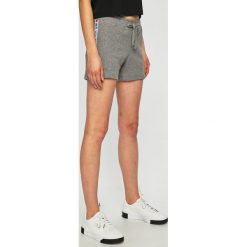Vans - Szorty. Szare szorty damskie Vans, s, bez wzorów, z bawełny, casualowe. W wyprzedaży za 129,90 zł.