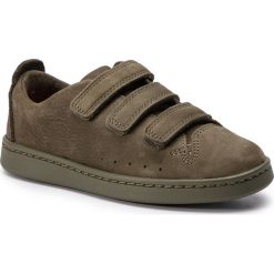 Sneakersy CLARKS - Nate Maze K 261421416 Olive Nubuck. Zielone trampki chłopięce marki Clarks, bez wzorów, ze skóry, na rzepy. Za 259,00 zł.