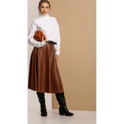 Camelowa Spódnica Meer. Brązowe spódniczki damskie Renee, s, bez wzorów, midi. Za 129,99 zł.