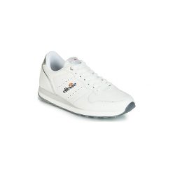 Buty Ellesse MADY. Białe trampki i tenisówki damskie Ellesse, bez wzorów, bez zapięcia. Za 149,50 zł.