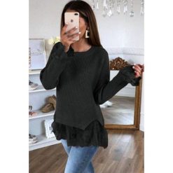 Damski sweterk MILERNA BLACK. Czarne bluzki damskie IVET, bez wzorów, z tiulu, eleganckie, bez kołnierzyka, z długim rękawem. W wyprzedaży za 69,00 zł.