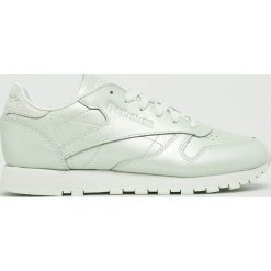 Reebok Classic - Buty. Zielone buty sportowe damskie Reebok Classic, bez wzorów, ze skóry, sportowe, reebok classic. W wyprzedaży za 299,90 zł.