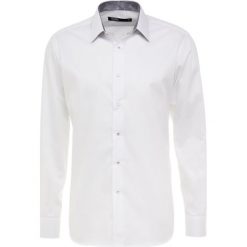 KARL LAGERFELD Koszula biznesowa white. Białe koszule męskie marki KARL LAGERFELD, m, z bawełny. Za 499,00 zł.