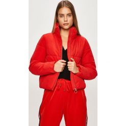 Only - Kurtka. Czerwone kurtki damskie ONLY, s, bez wzorów, z poliesteru, krótkie. W wyprzedaży za 99,90 zł.