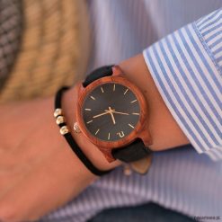 Damski zegarek z drewna Classic 38 mm n025. Brązowe zegarki damskie marki Pakamera. Za 399,00 zł.