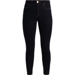 Dorothy Perkins BAILEY Jeansy Slim Fit indigo. Niebieskie rurki damskie Dorothy Perkins. Za 129,00 zł.
