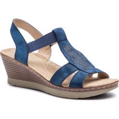 Sandały CLARA BARSON - WS9675-02 Navy. Niebieskie klapki damskie Clara Barson, bez wzorów, ze skóry ekologicznej, bez obcasa, na obcasie. Za 69,99 zł.