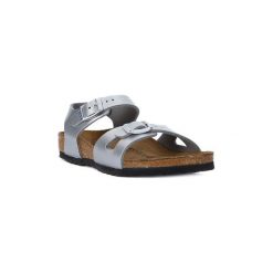 Sandały Birkenstock RIO SILVER. Szare sandały damskie marki Birkenstock, bez wzorów, bez obcasa, bez zapięcia. Za 253,65 zł.