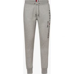 Tommy Hilfiger - Spodnie dresowe męskie, szary. Szare spodnie męskie xxl, z haftami, z dresówki. Za 399,95 zł.
