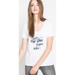 Pepe Jeans - Top. Szare topy damskie Pepe Jeans, l, z nadrukiem, z bawełny, z okrągłym kołnierzem. W wyprzedaży za 69,90 zł.