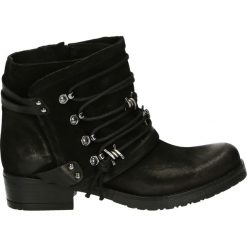 Botki - 5051 NAB NERO. Czarne botki damskie skórzane marki Venezia. Za 429,00 zł.