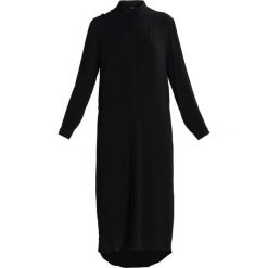 Sukienki hiszpanki: Tigha SAVANNAH Sukienka koszulowa black