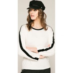 Bluzki asymetryczne: Answear - Bluzka