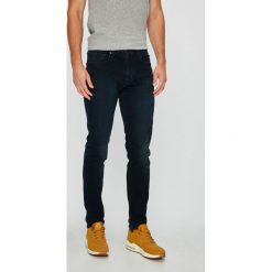 Levi's - Jeansy 512. Niebieskie jeansy męskie marki Levi's®. W wyprzedaży za 149,90 zł.
