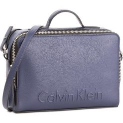 Torebki klasyczne damskie: Torebka CALVIN KLEIN BLACK LABEL – Edge Camera Bag K60K603905 430
