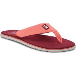 Japonki HELLY HANSEN - Seasand Hp 113-24.103 Shell Pink/Plum/Cloudy White/Off White. Różowe klapki damskie Helly Hansen, bez wzorów, z tworzywa sztucznego, bez obcasa. W wyprzedaży za 99,00 zł.