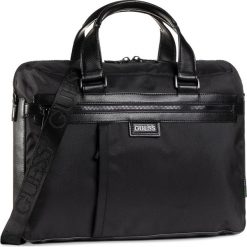 Torba na laptopa GUESS - HMMASS P0413 BLA. Czarne torby męskie skórzane Guess, z aplikacjami, z materiału. Za 649,00 zł.