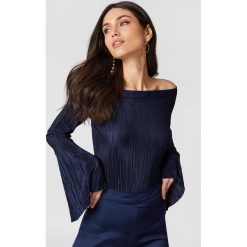 NA-KD Top Pleated Off Shoulder - Blue. Niebieskie topy damskie NA-KD, bez wzorów, z poliesteru, bez kołnierzyka. Za 60,95 zł.