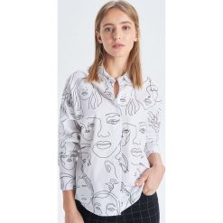 Koszula all over - Biały. Białe koszule damskie marki Cropp, s, bez wzorów, bez kołnierzyka, bez rękawów. Za 79,99 zł.