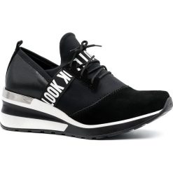 Czarne skórzane buty sportowe z napisem look 906. Czarne buty sportowe damskie Neścior, z napisami, ze skóry, sportowe. W wyprzedaży za 239,00 zł.
