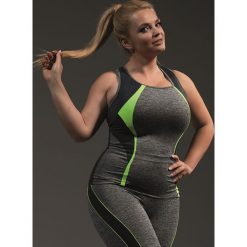 Top w kolorze szaro-zielonym. Szare topy damskie Kris Line, l, bez wzorów, z materiału, bez kołnierzyka. W wyprzedaży za 99,95 zł.