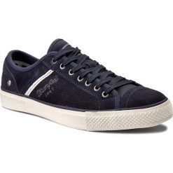 Tenisówki WRANGLER - Starry Suede WM171031 Navy 16. Niebieskie półbuty męskie Wrangler, na co dzień, bez wzorów, ze skóry, bez zapięcia. W wyprzedaży za 209,00 zł.