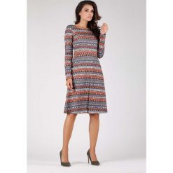 Boho Wizytowa Lekko Rozkloszowana Sukienka z Kontrafałdą. Pomarańczowe sukienki damskie Molly.pl, na co dzień, s, bez wzorów, klasyczne, z klasycznym kołnierzykiem, bez rękawów, długie, midi, rozkloszowane. Za 138,90 zł.